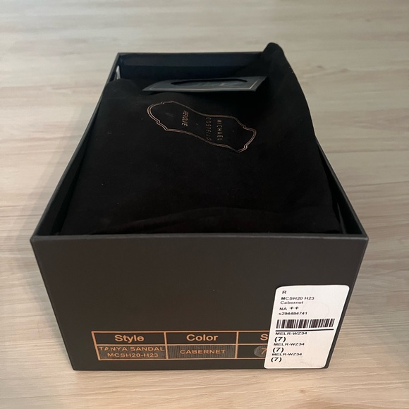 BRAND NEW never worn Tanya Sandal in Cabernet
Michael Costello - Picture 4 of 6